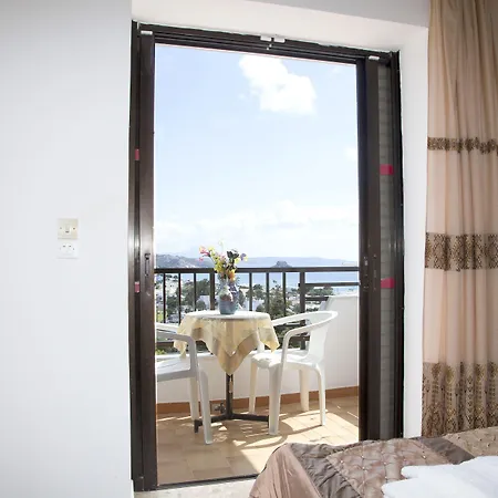 Archodia 3* Kéfalos